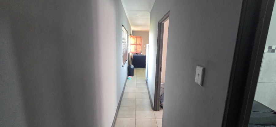 2 Bedroom Property for Sale in De Beers Northern Cape